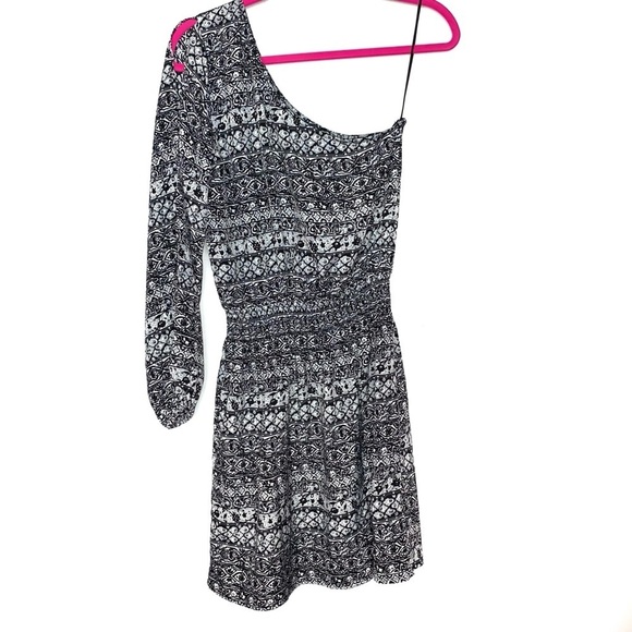 Anthropologie Sunday in Brooklyn Black Printed One Shoulder Smocked Dress - Picture 1 of 7